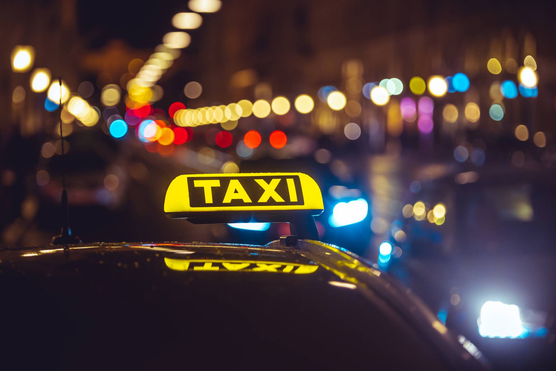 taxi-car-bokeh-lights_1900x1267 TAXIS DELPU